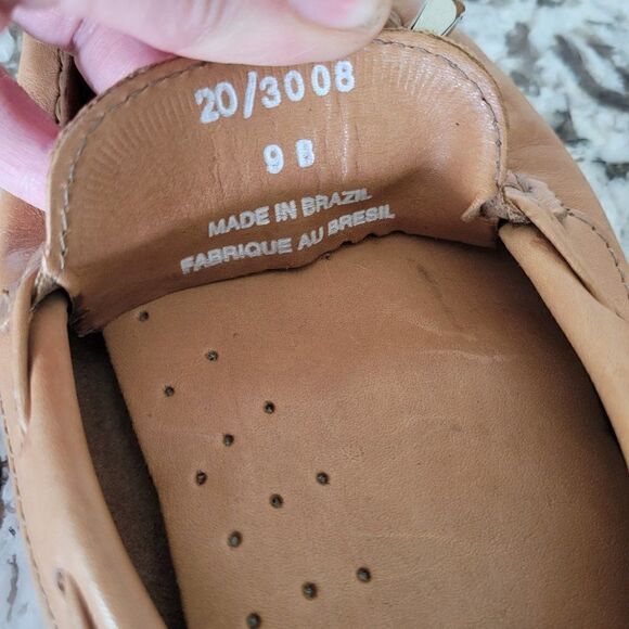 Saks Fifth Avenue Leather Loafers 9B - Picture 7 of 10